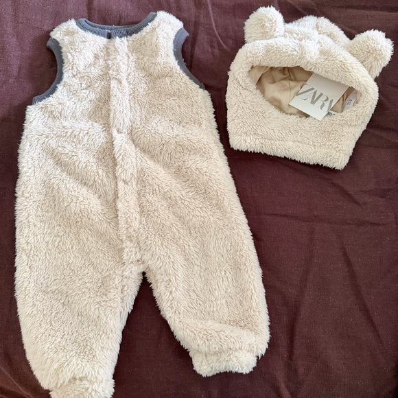 Zara Other - Zara kids fuzzy set